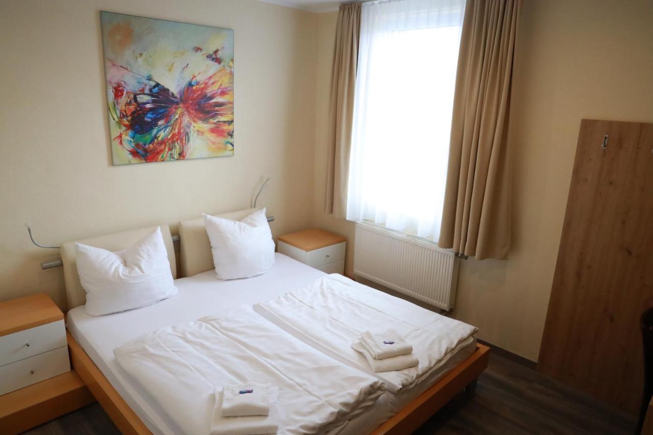 Beim Heines Hotel Daun Exterior photo