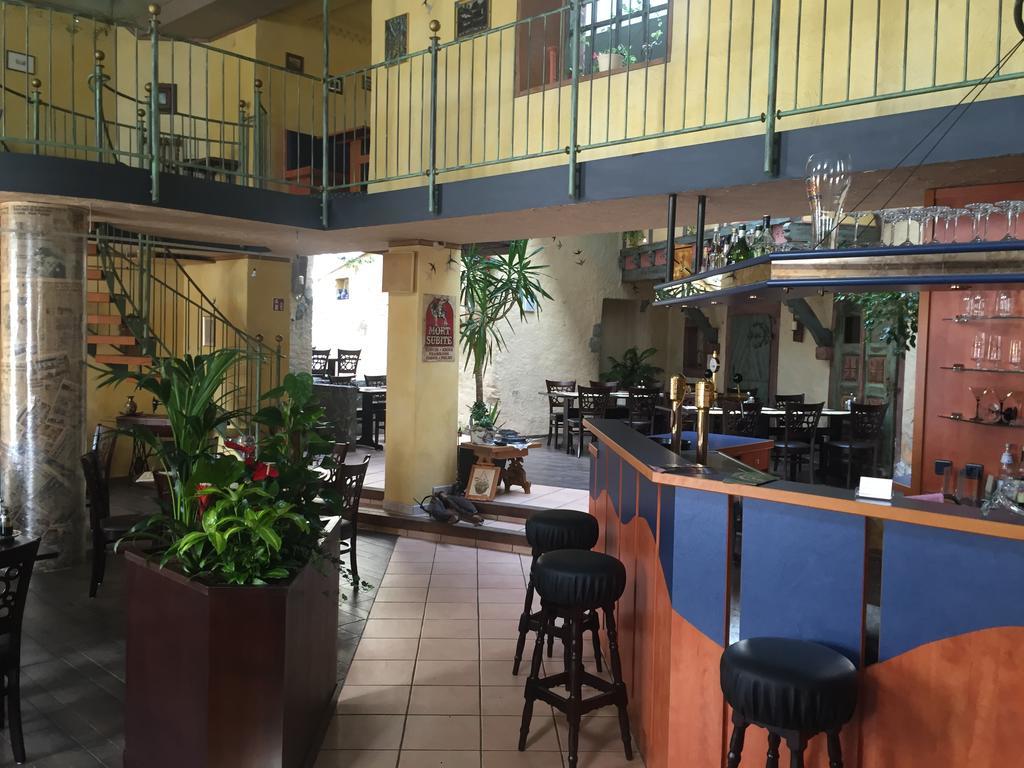 Beim Heines Hotel Daun Exterior photo