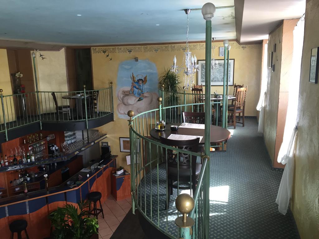 Beim Heines Hotel Daun Exterior photo